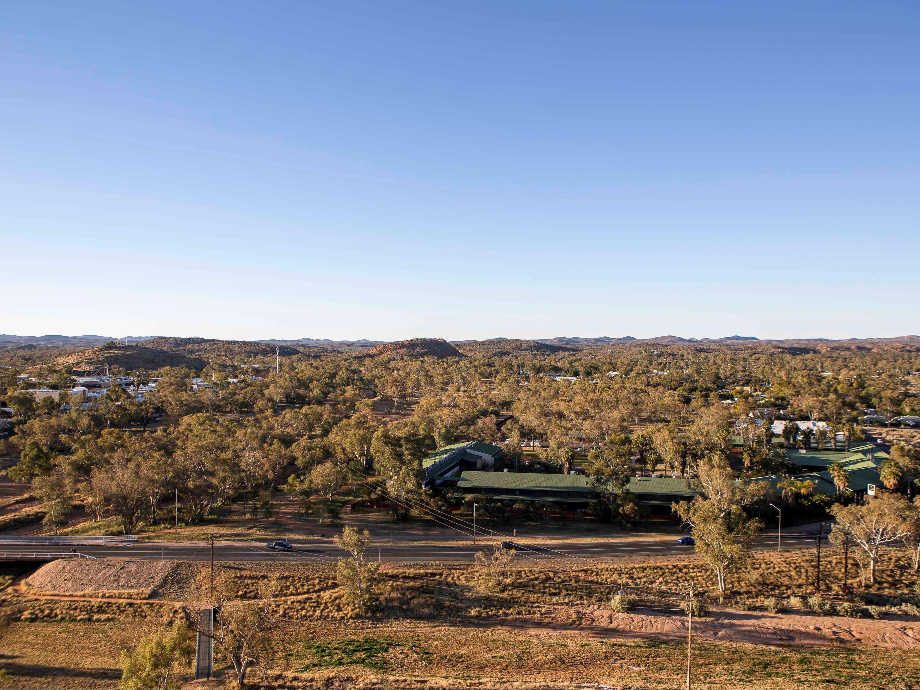 Mercure Alice Springs Resort Exterior foto